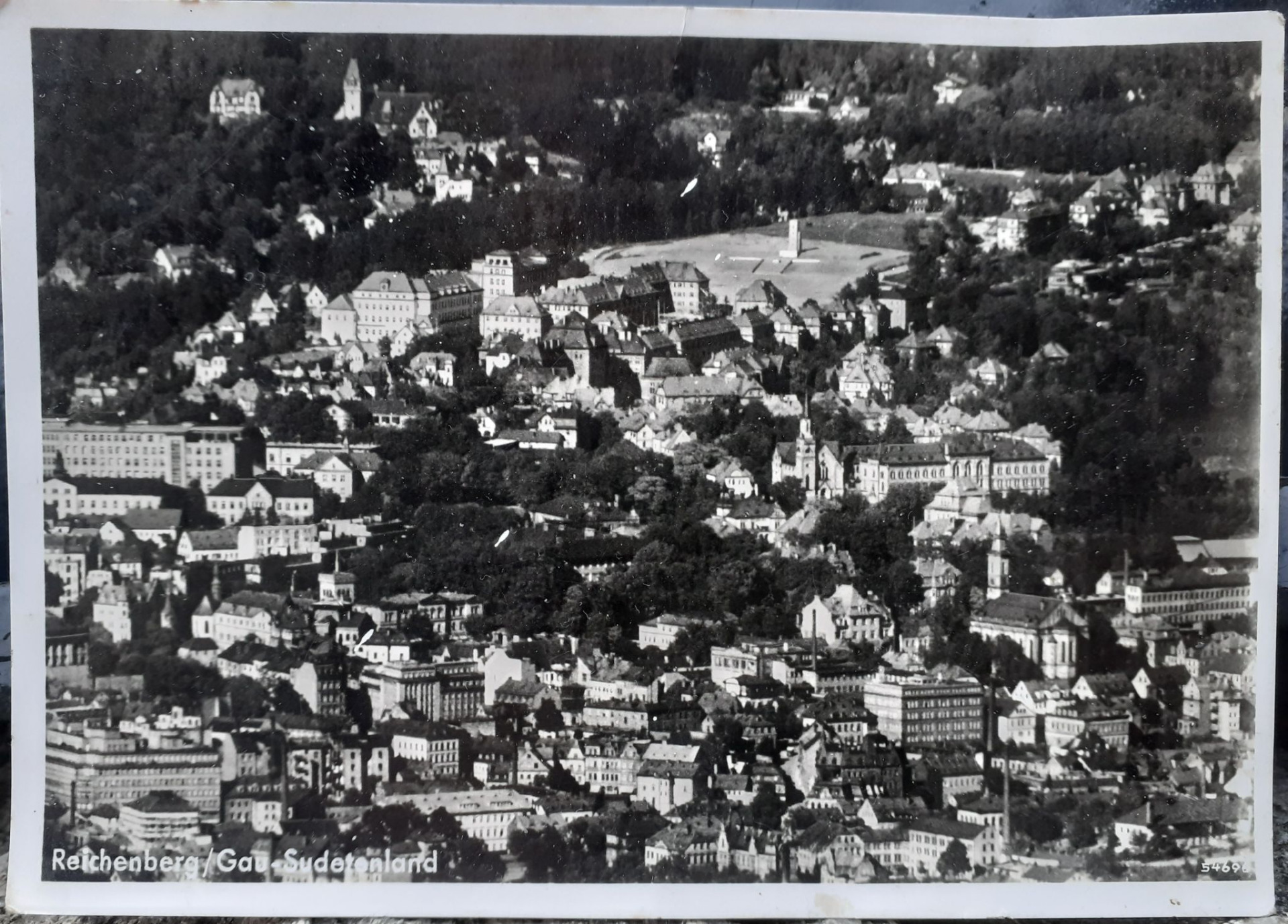 Liberec 1938 (archiv M.Hnilica) Varel Frištejnský - Pěkný záběr na místo velkých shromáždění, v současnosti areál TUL