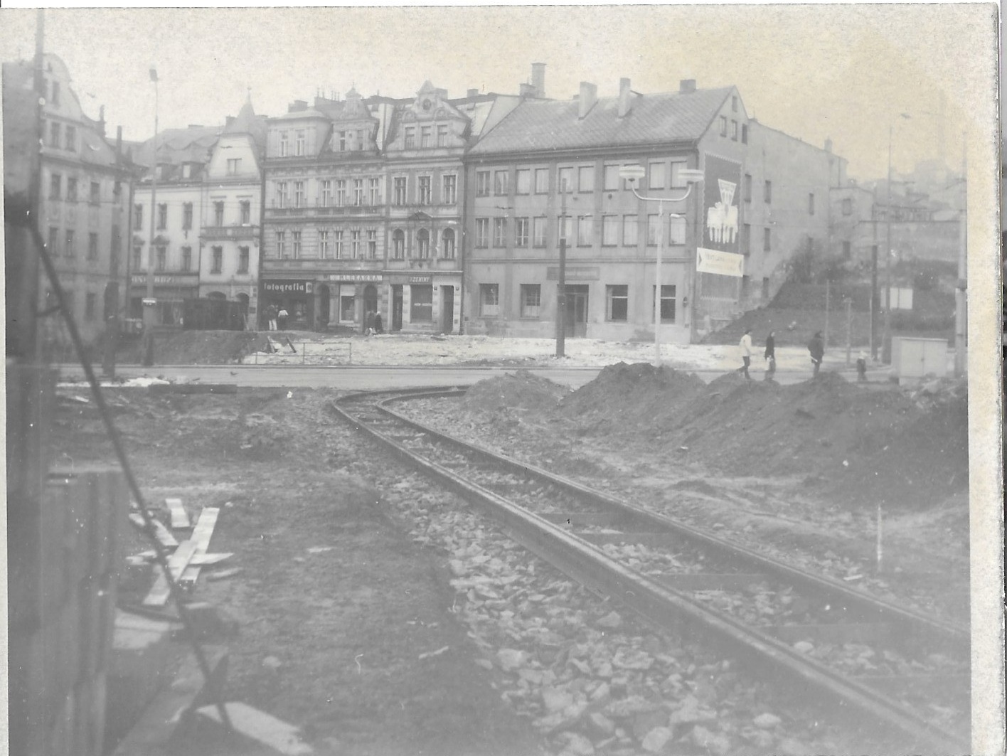 Pohled z Fugnerky na Malou Moskevskou 28.11.1976 (archiv Boveraclubu)