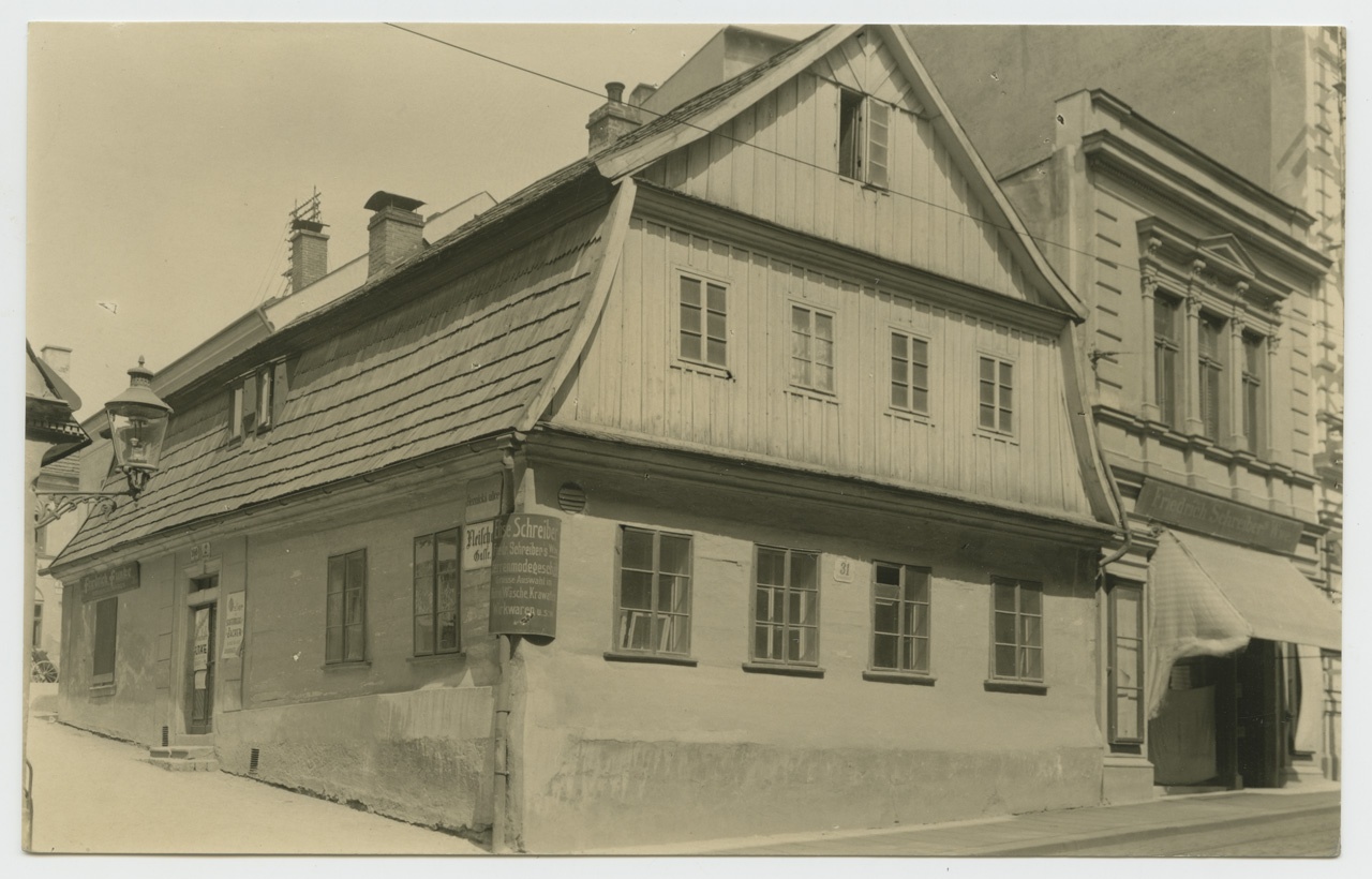 F311 Liberec, Řeznická ulice a Sokolská (archiv SM v Liberci)