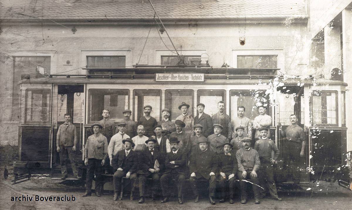 někdy před rokem 1920. Asi nejzajímavější je jedna z konečných linky.