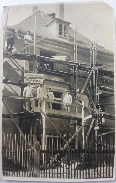 Fasádnici firmy Terranova z Liberce (archiv V.Honzejk)