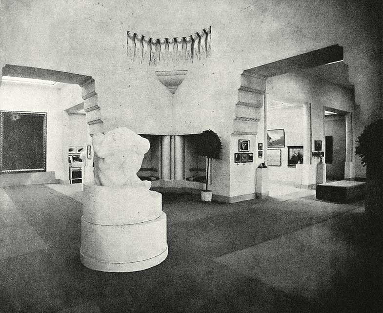 Interiér pavilonu umění     Reprodukce: Erhard Arnold, Deutschbӧhmische Ausstellung, Reichenberg 1909