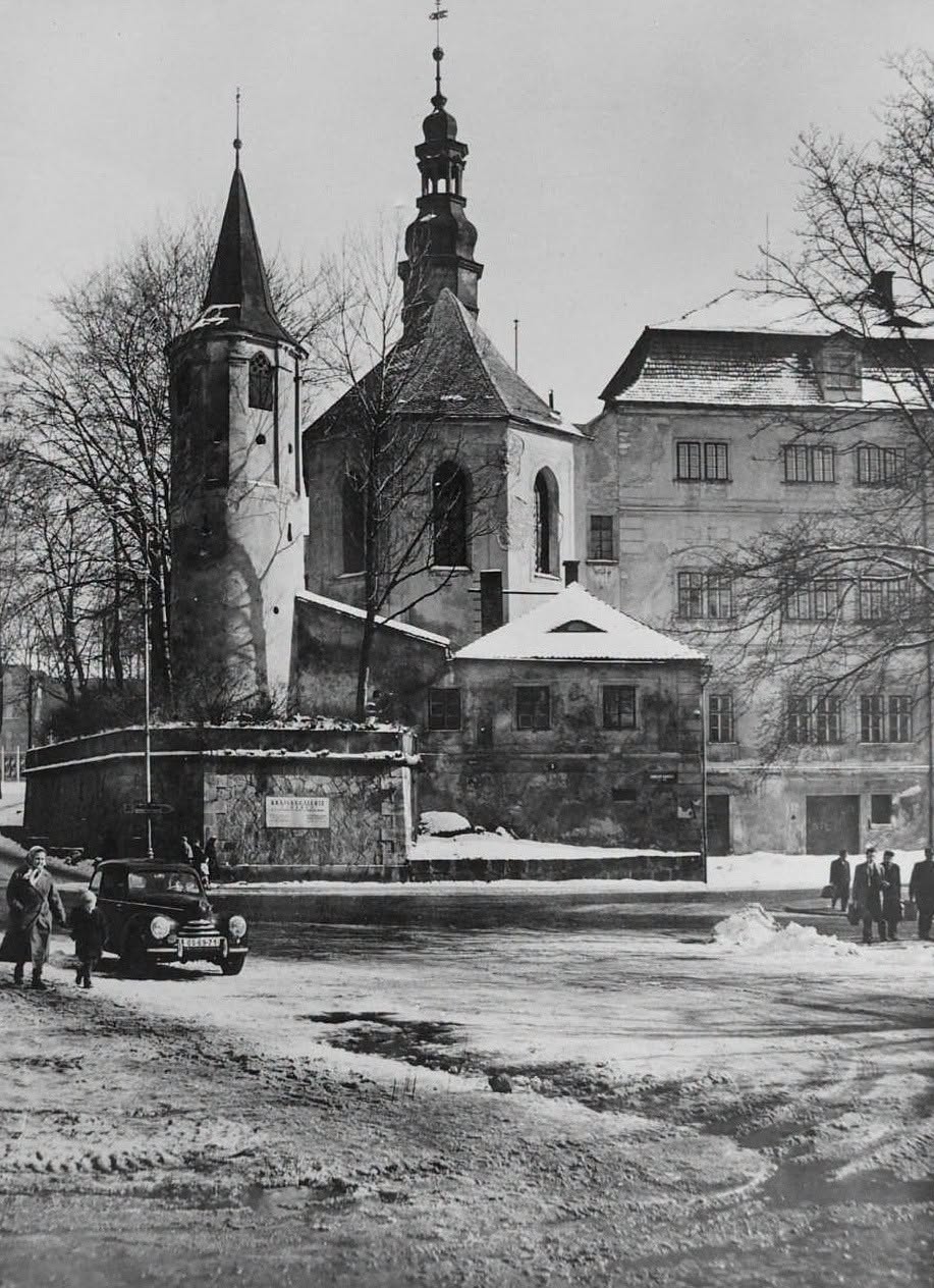 Zámek (archiv Jitka Horušická)