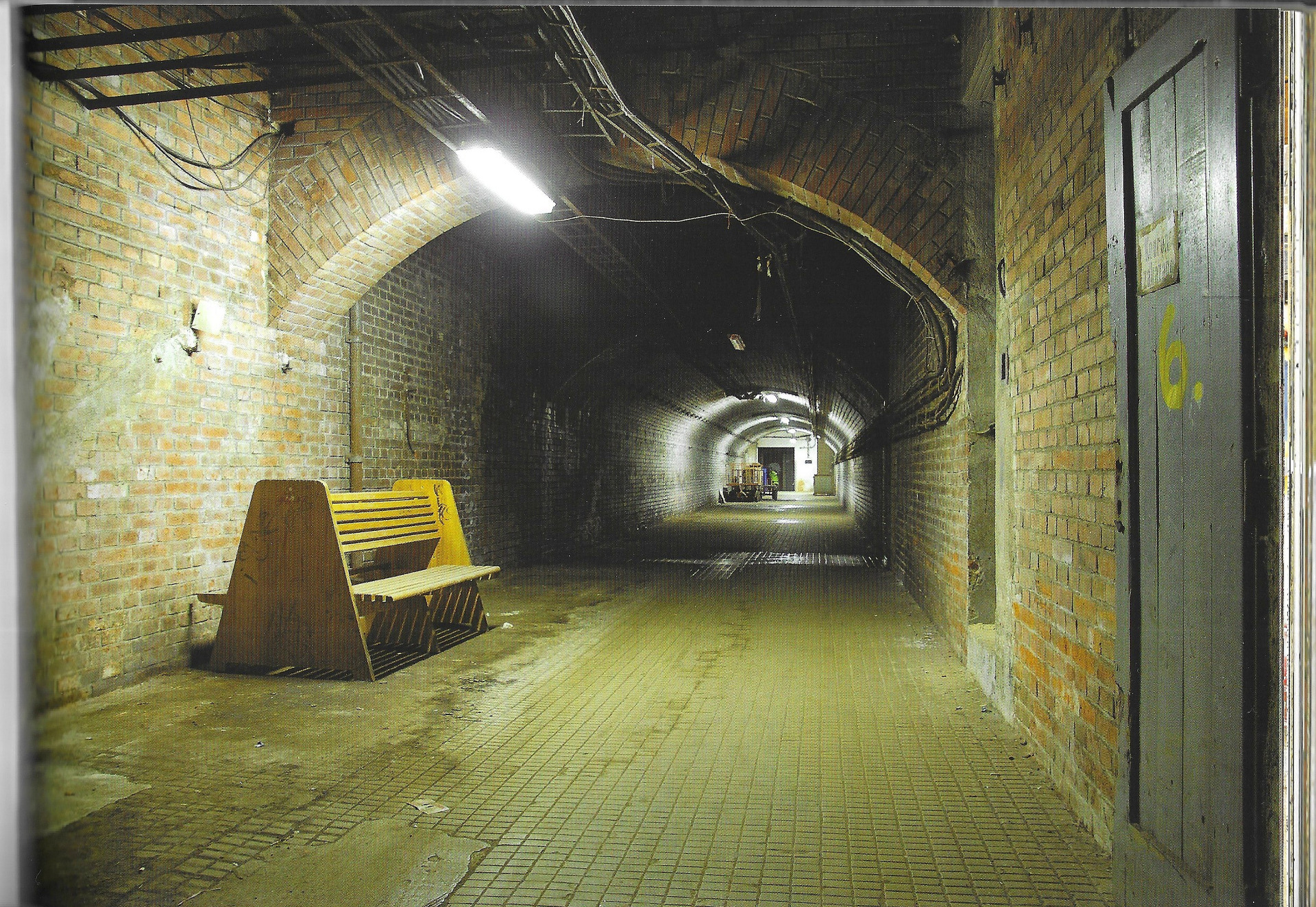  Spěšninový tunel / sklepní prostory pod nádražím