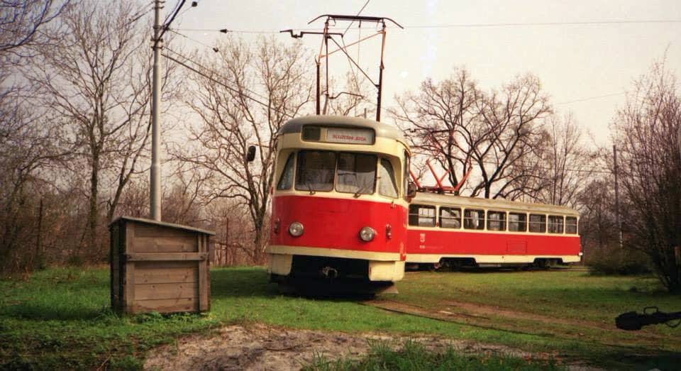 Tahle tramvajová smyčka vlastně dosloužila před 30 lety (1962-1996, definitivně 1999).